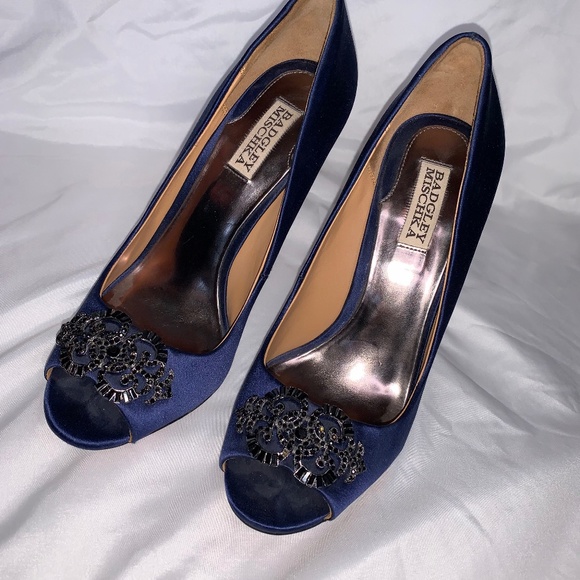 Badgley Mischka Shoes - Badgley Mischka | Blue Satin Goodie Peep Toe Pump Heel 4" Size 9